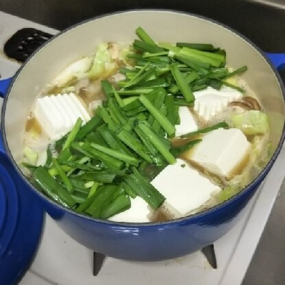 もつ鍋にはまってます♪今回は検索してこちらの塩醤油バージョンを‥美味しかったです！